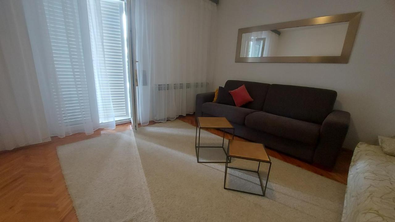 Corina & Franco Apartment Senj  Ngoại thất bức ảnh