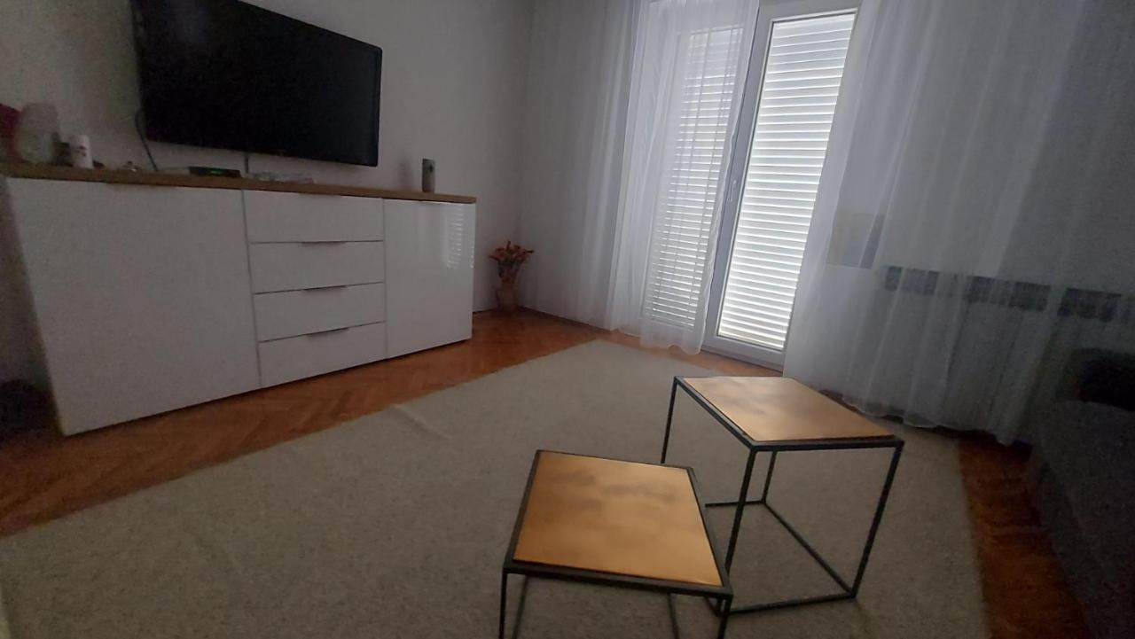 Corina & Franco Apartment Senj  Ngoại thất bức ảnh