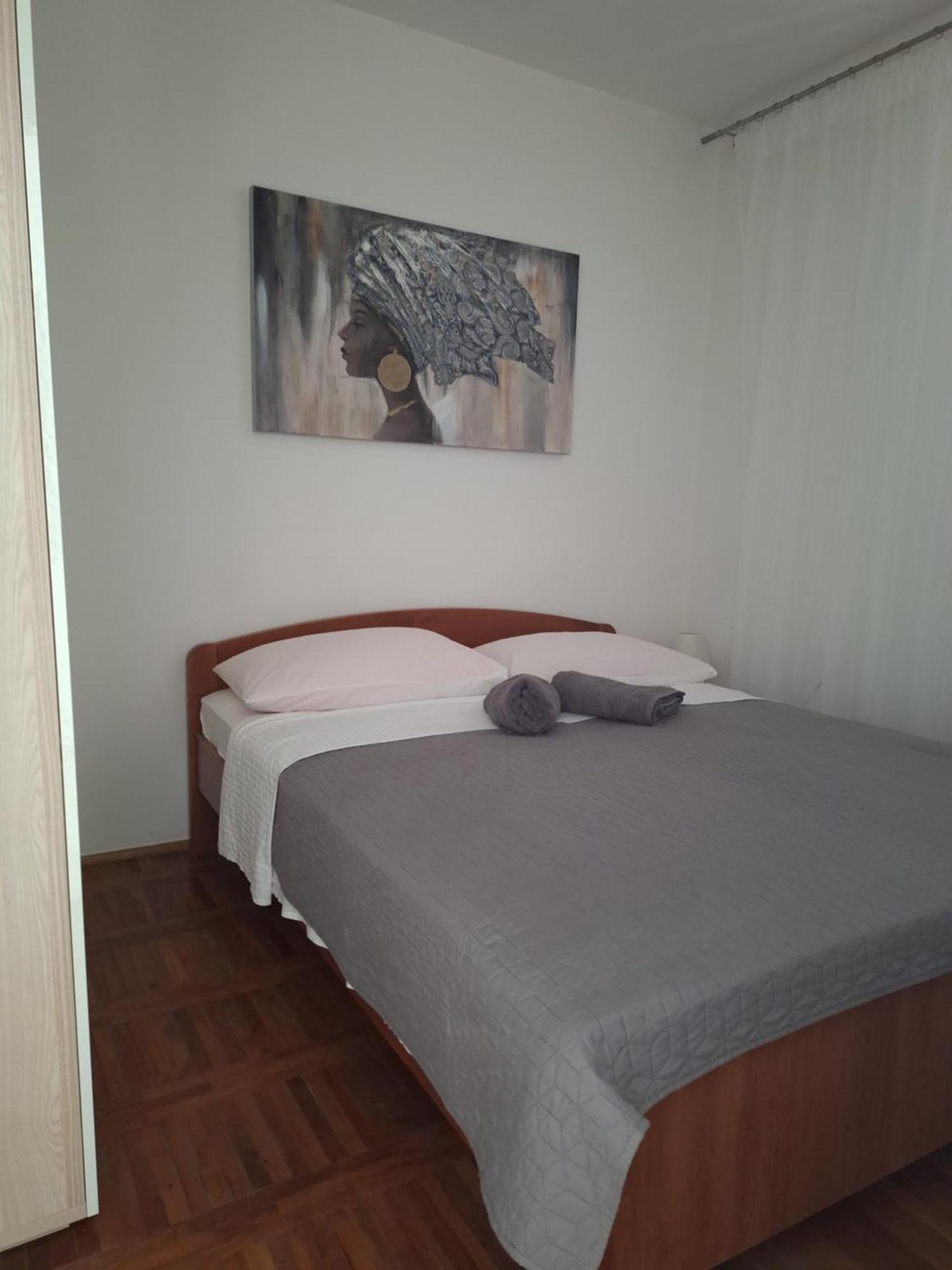 Corina & Franco Apartment Senj  Phòng bức ảnh