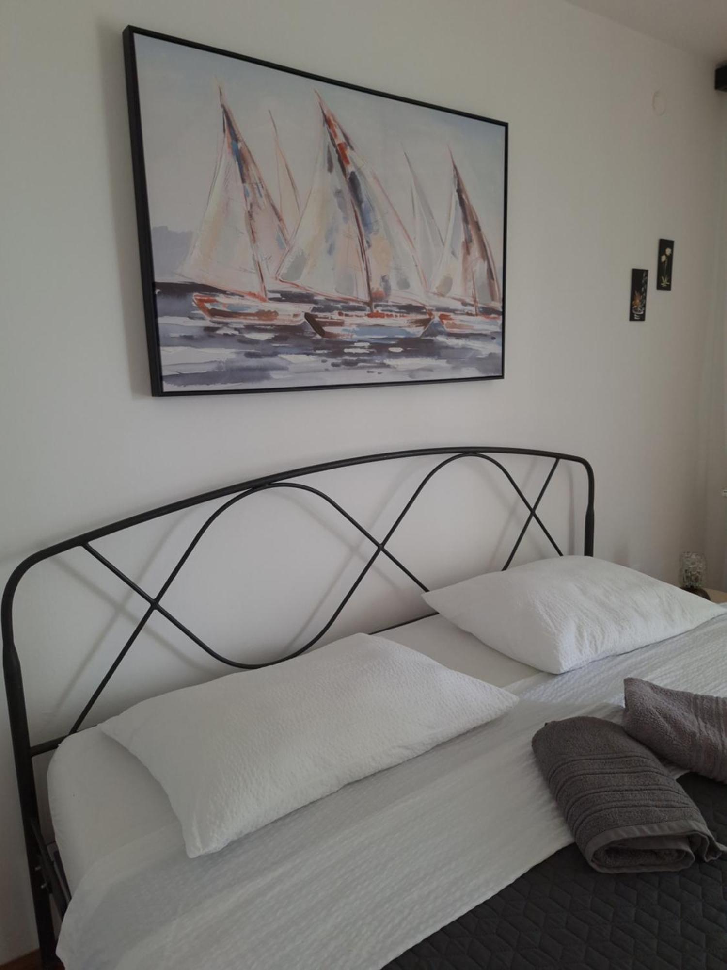 Corina & Franco Apartment Senj  Phòng bức ảnh
