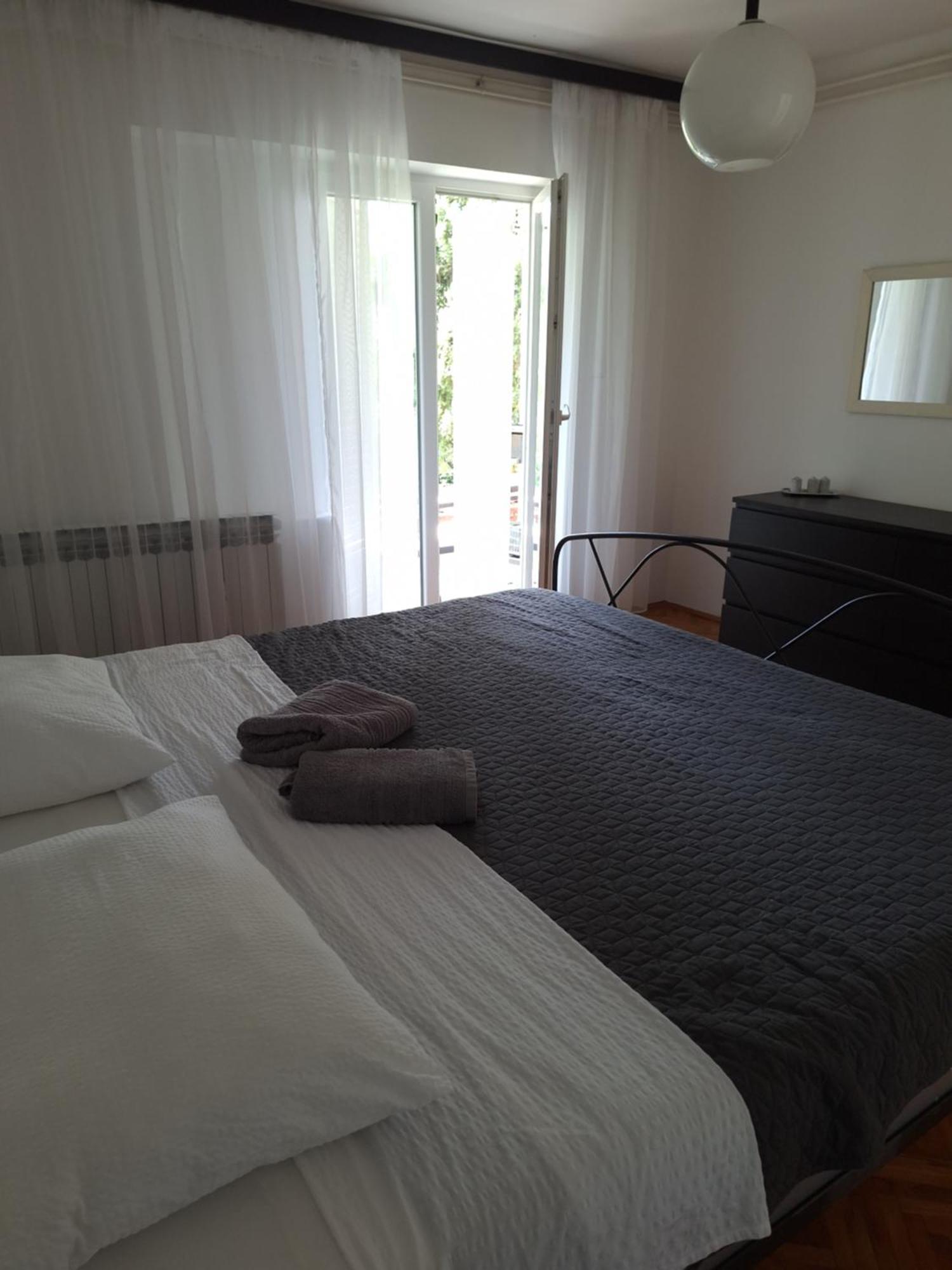 Corina & Franco Apartment Senj  Phòng bức ảnh